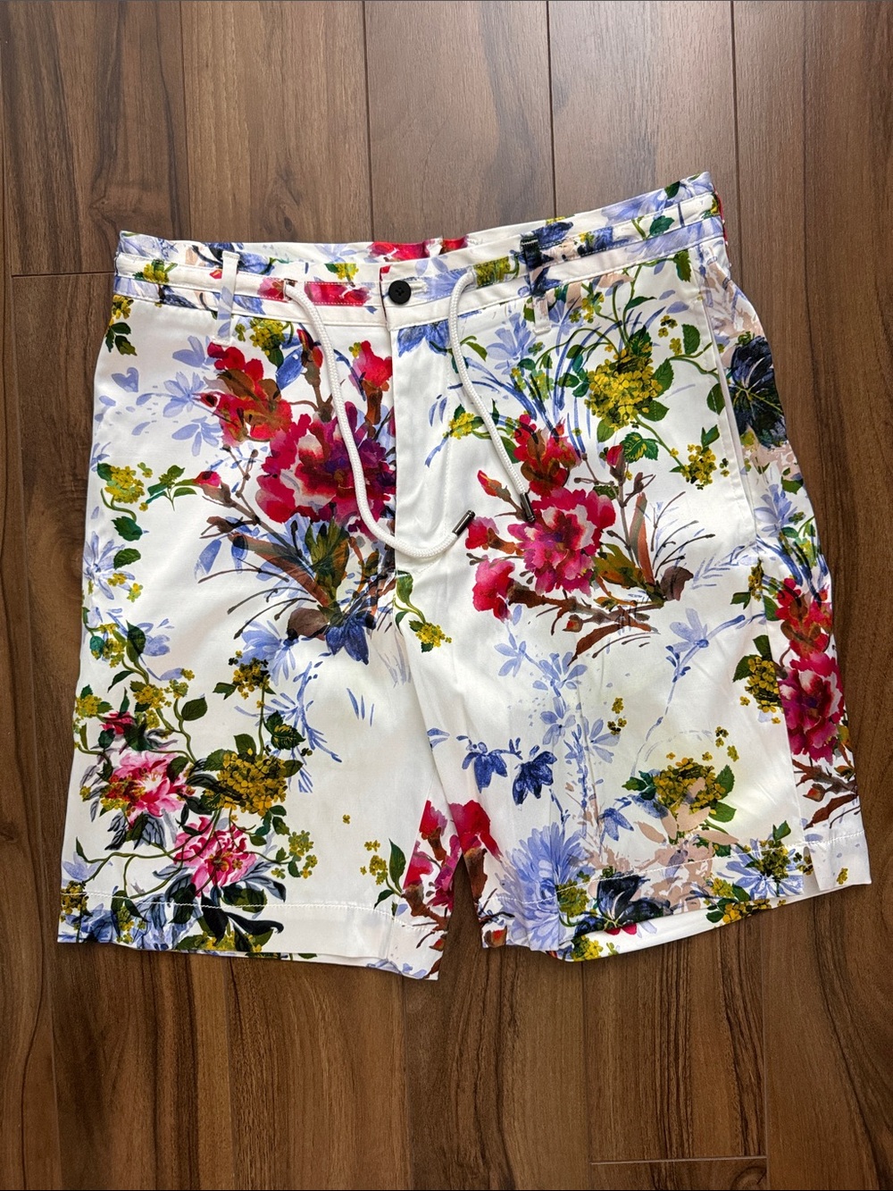 Zara Men's White Floral Print Swim/Chino Shorts